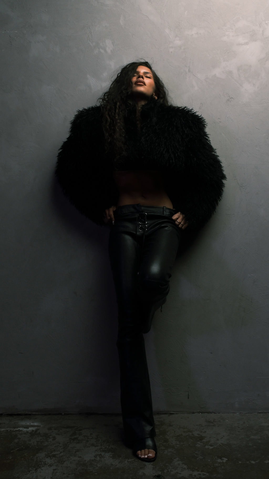 MOGGED FUR JACKET - BLACK