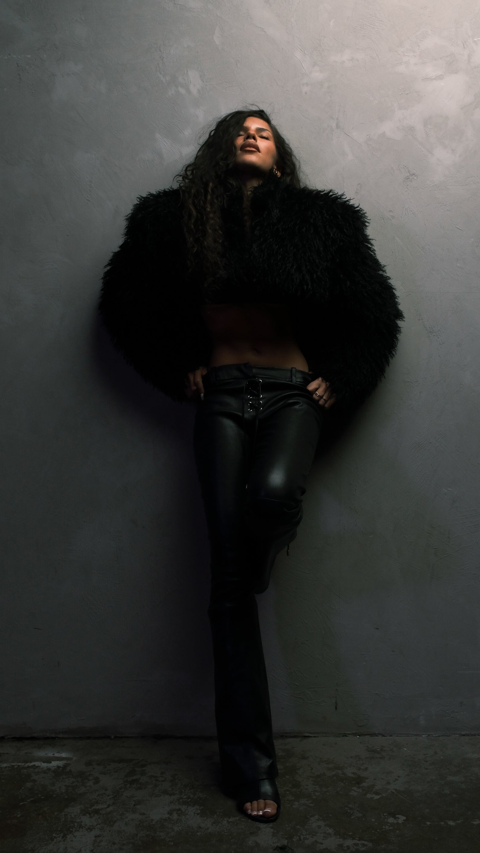 MOGGED FUR JACKET - BLACK